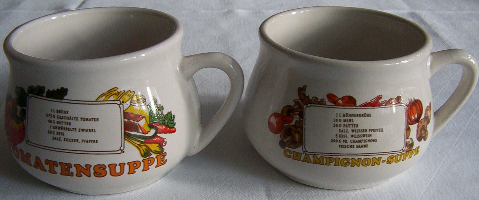 2 Suppenterrinen mit Rezepten